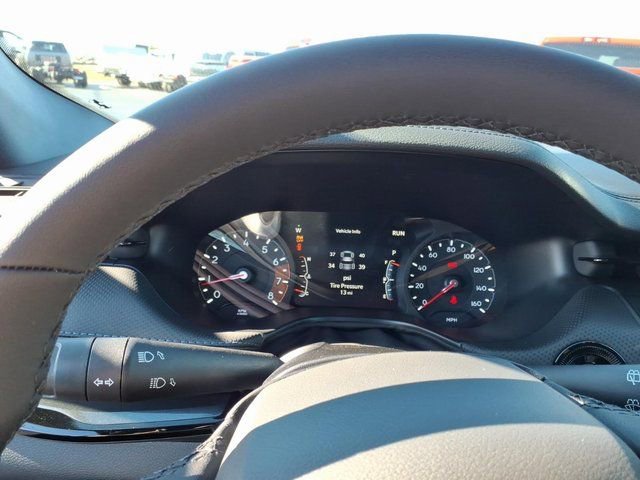 New 2026 Jeep Compass Latitude image 13