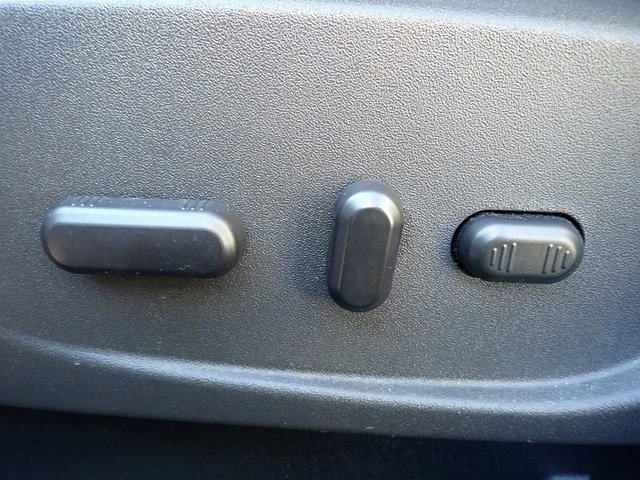 Used 2017 Ford Escape SE image 23