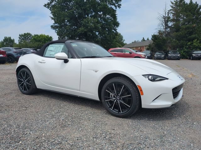 New 2026 MAZDA MX-5 Miata Grand Touring w/ Weather Package RWD image 2