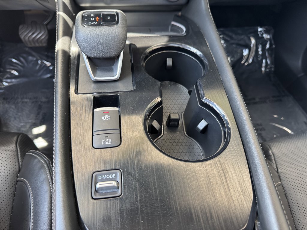 Used 2022 Nissan Rogue Platinum w/ Head-Up Display Package image 26