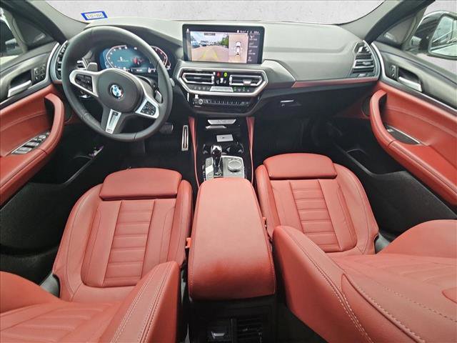 Used 2025 BMW X4 xDrive30i w/ Premium Package image 17