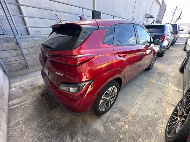 Used 2023 Hyundai Kona SEL FWD image 6