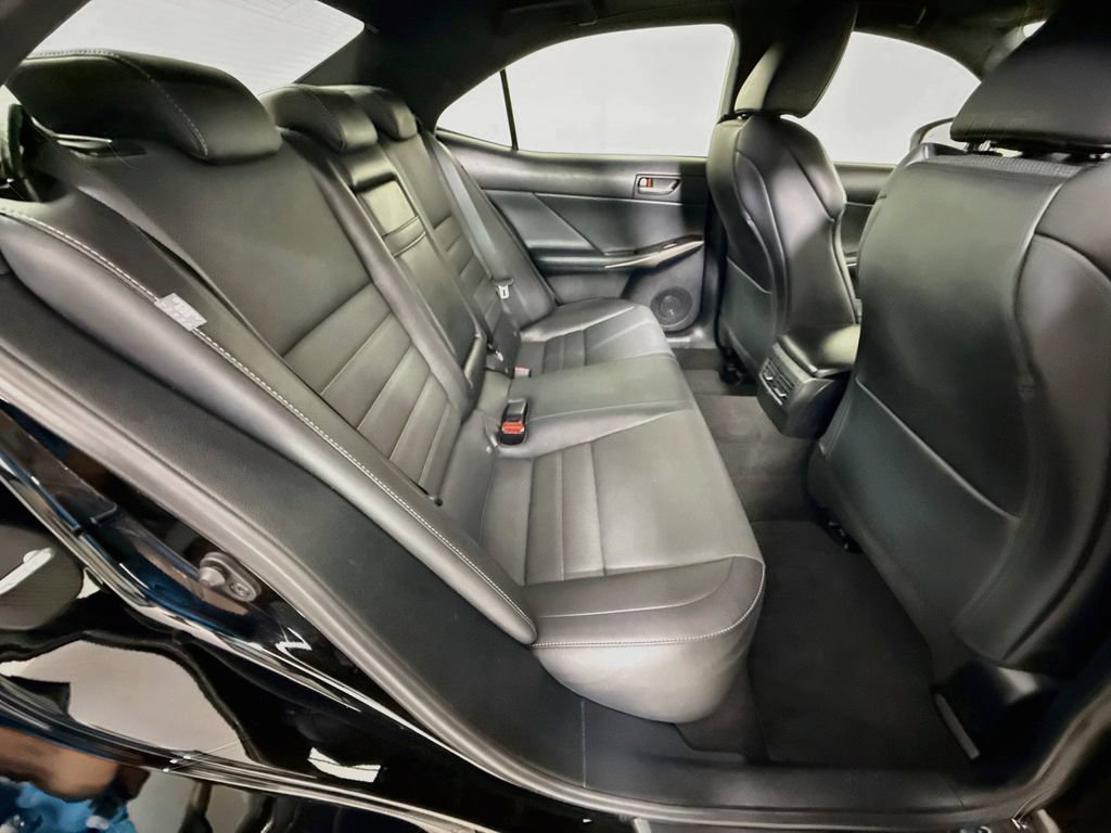 Used 2020 Lexus IS 300 F Sport w/ F Sport Package RWD image 29