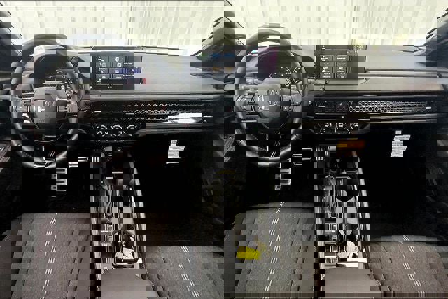 Certified 2025 Honda Accord Sport image 15