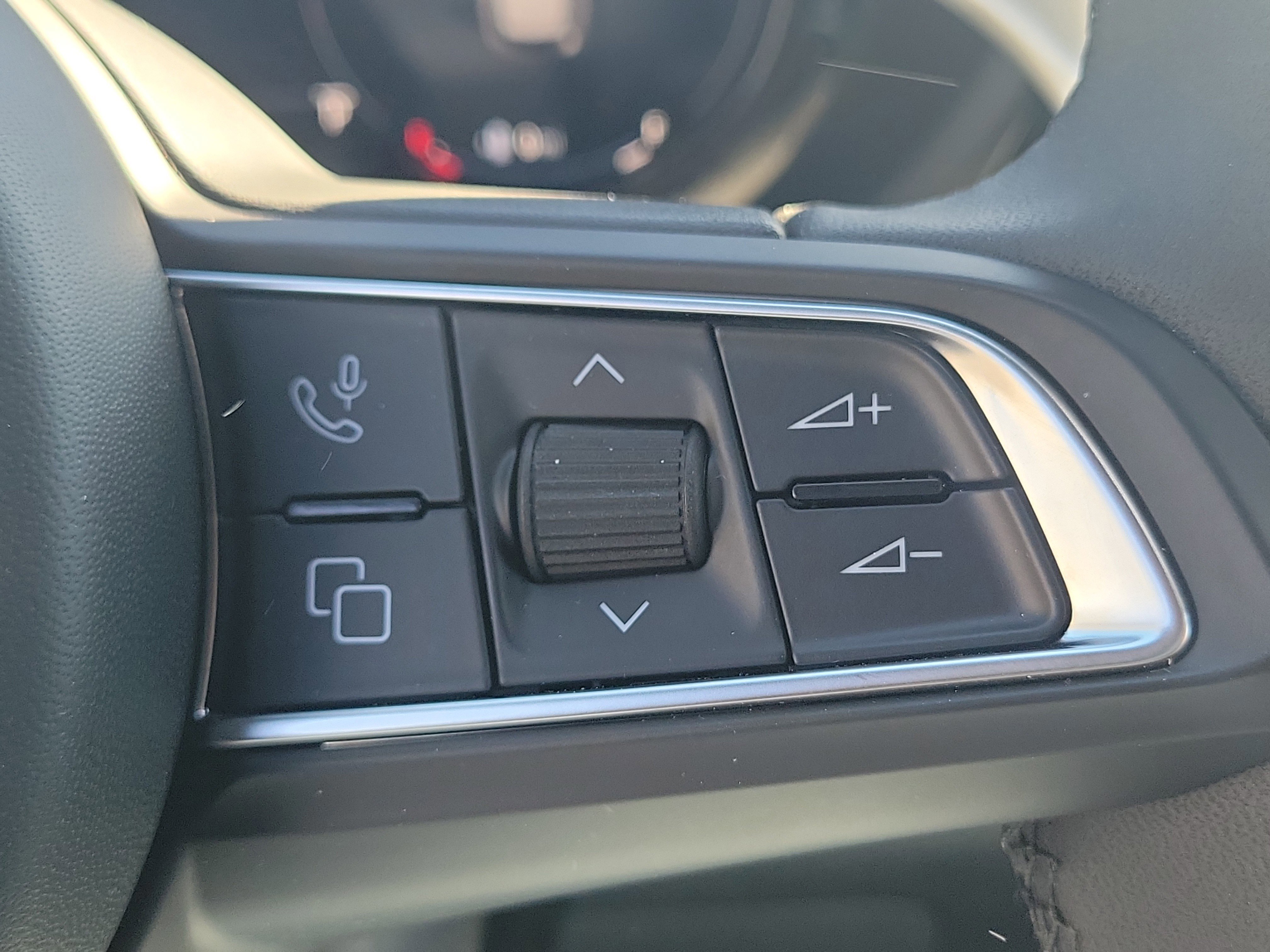 Used 2024 Dodge Hornet R/T image 23