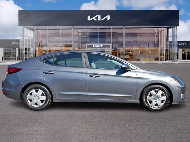 Used 2019 Hyundai Elantra SE FWD image 7