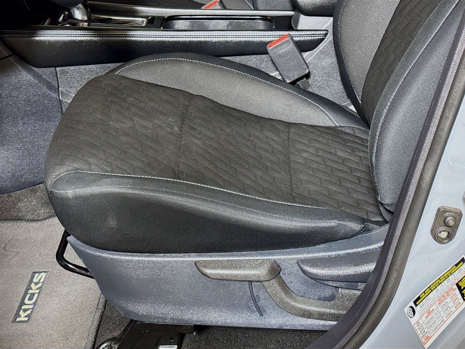 Used 2024 Nissan Kicks SV w/ Interior Electronics Package FWD image 16