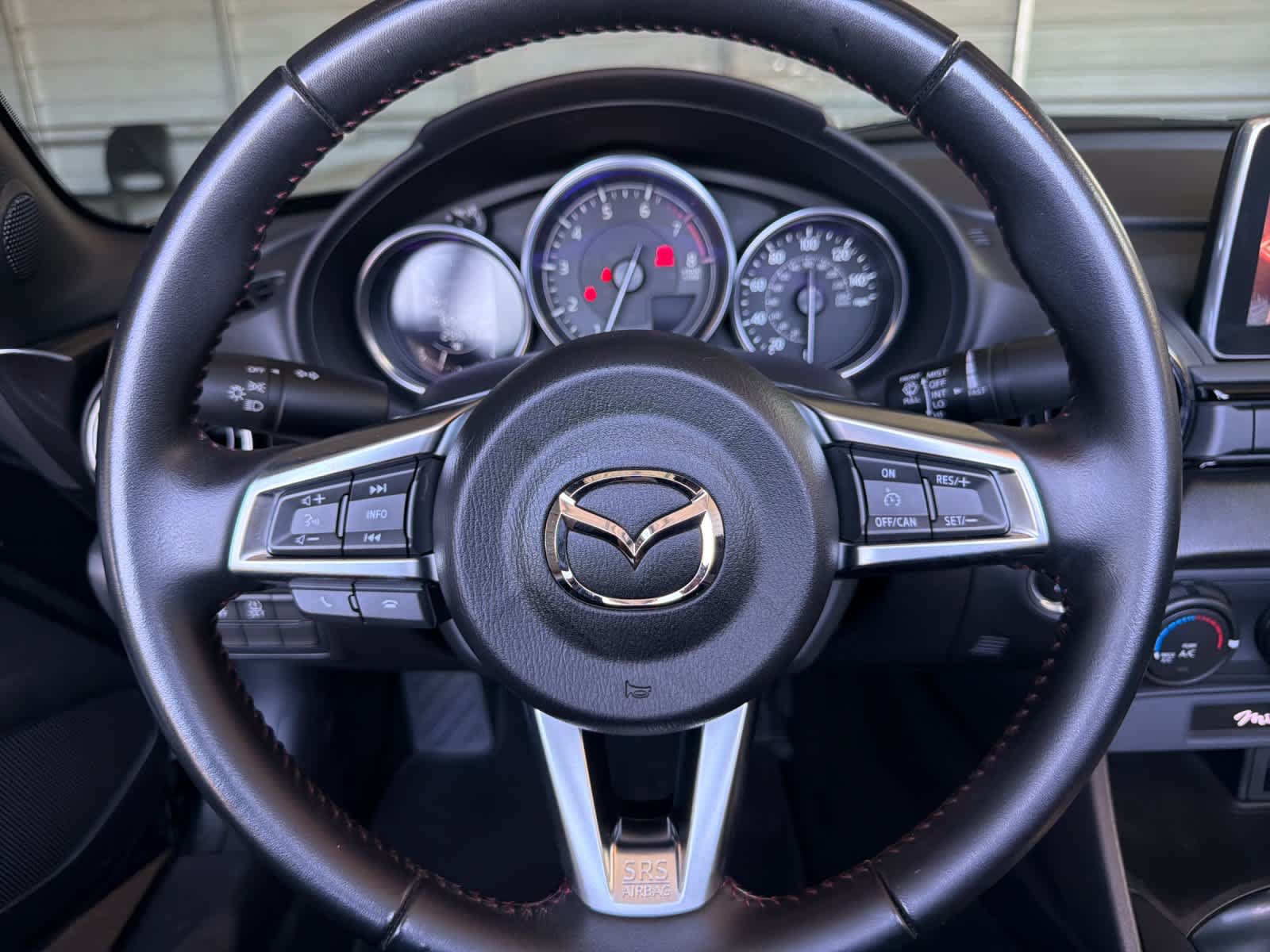 Used 2016 MAZDA MX-5 Miata Club RWD image 21