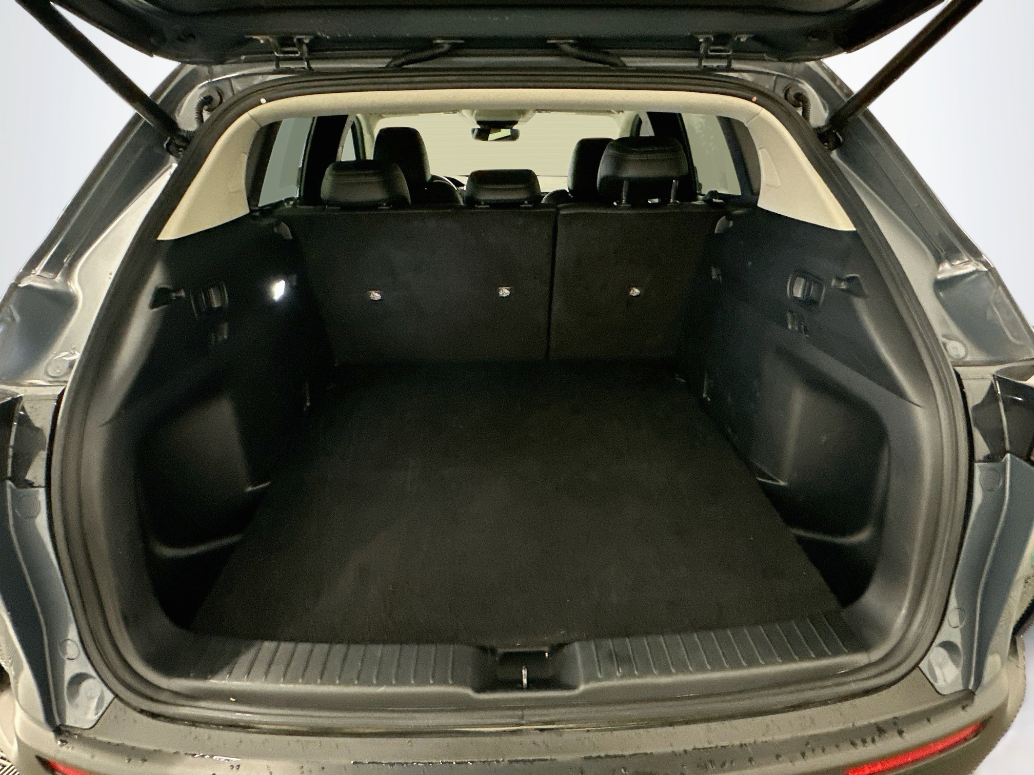 Used 2025 MAZDA CX-50 AWD 2.5 S w/ Premium Plus Pkg image 31