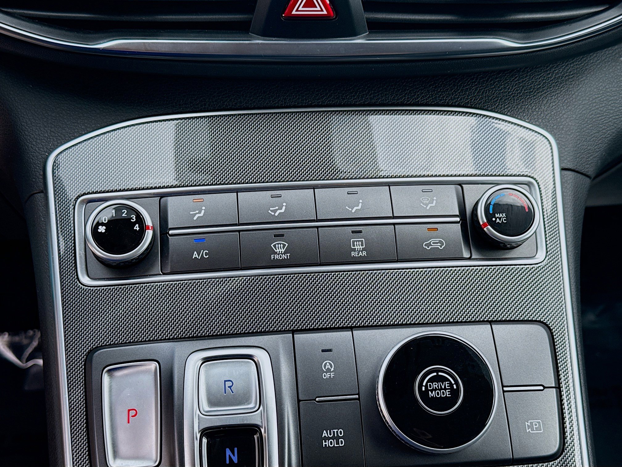 Used 2023 Hyundai Santa Fe SE image 12