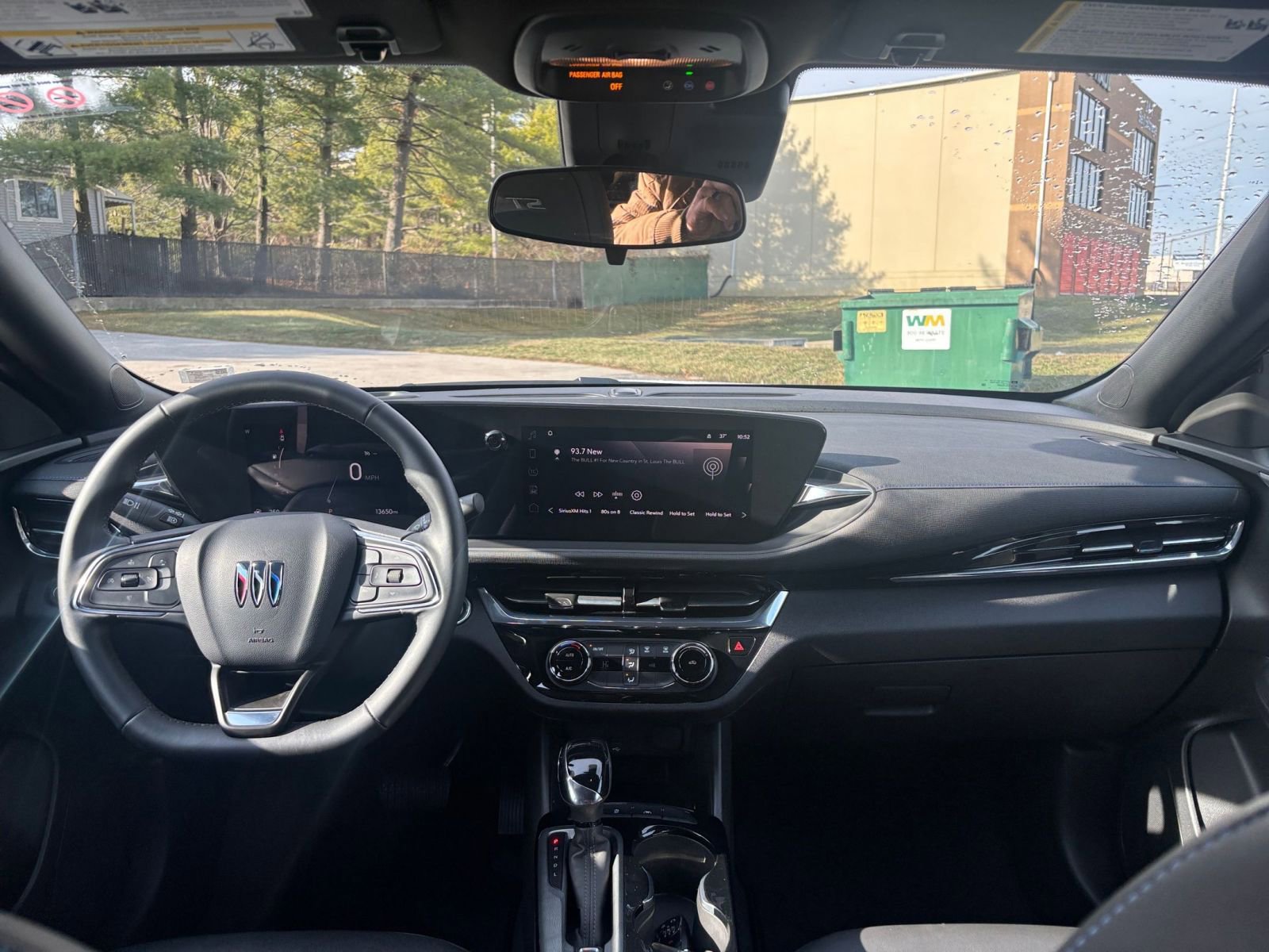 Used 2025 Buick Envista Sport Touring image 31