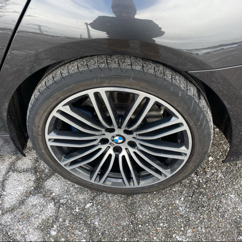 Used 2017 BMW 540i xDrive image 17