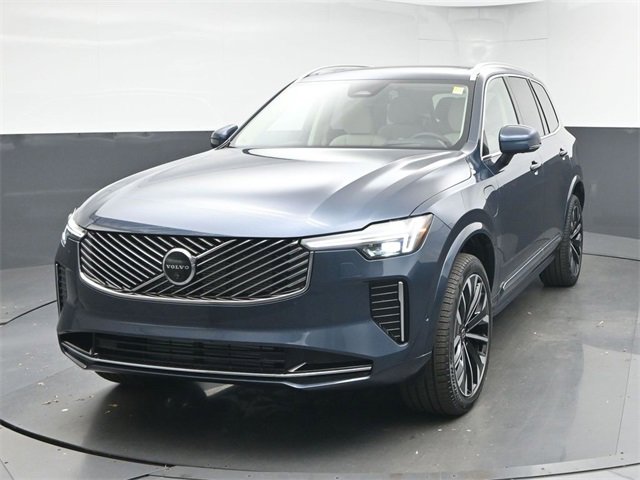 New 2026 Volvo XC90 T8 Ultra image 3