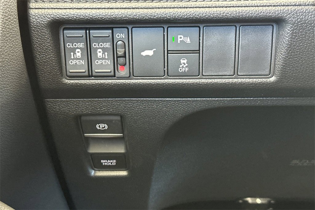 New 2026 Honda Odyssey Touring image 32