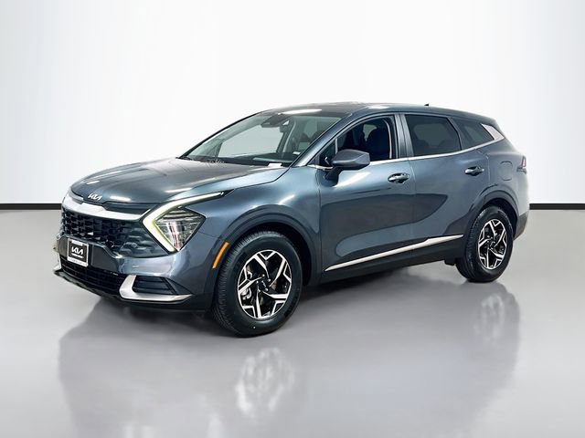Certified 2024 Kia Sportage LX image 3