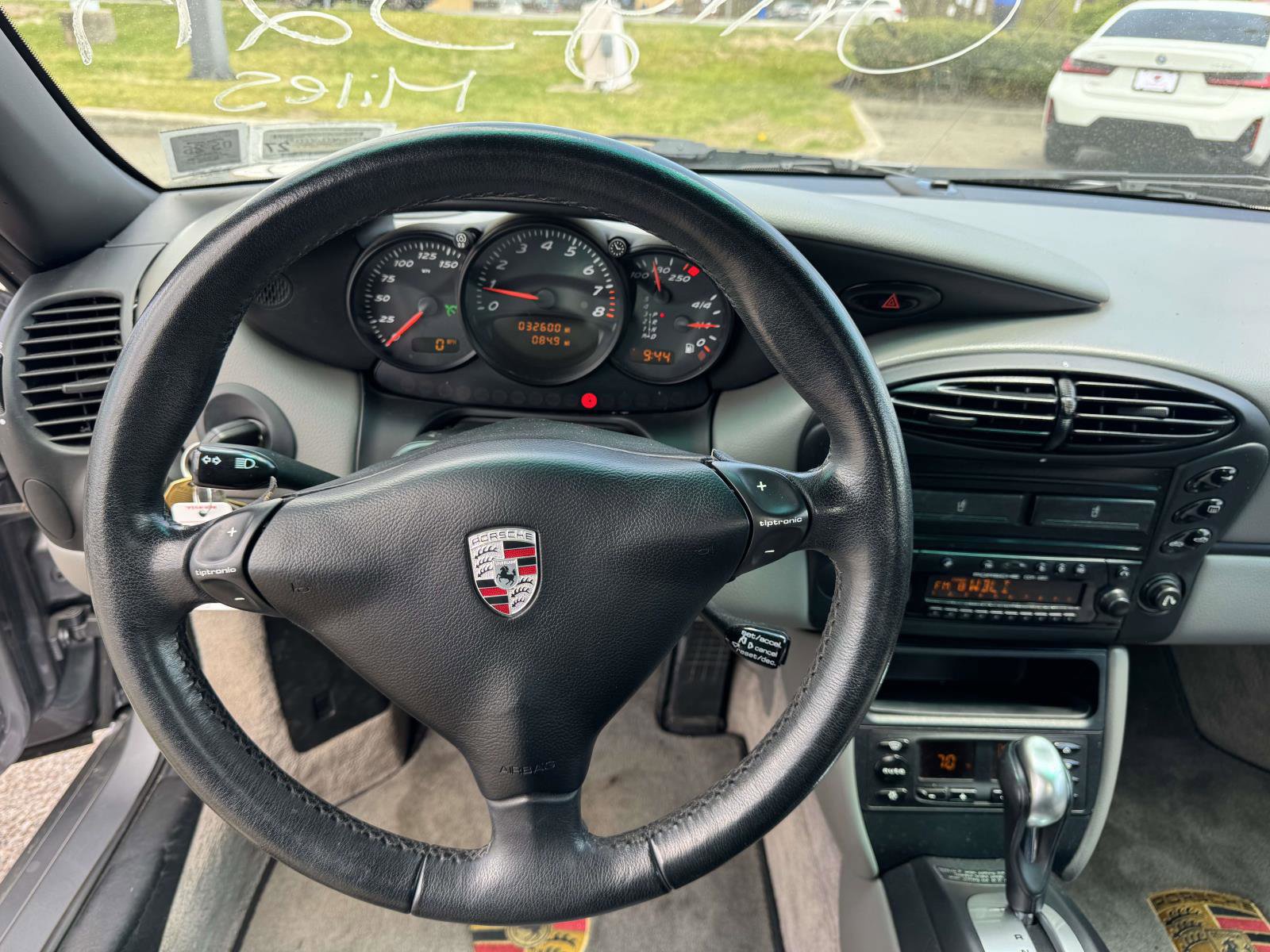 Used 2001 Porsche Boxster RWD image 16