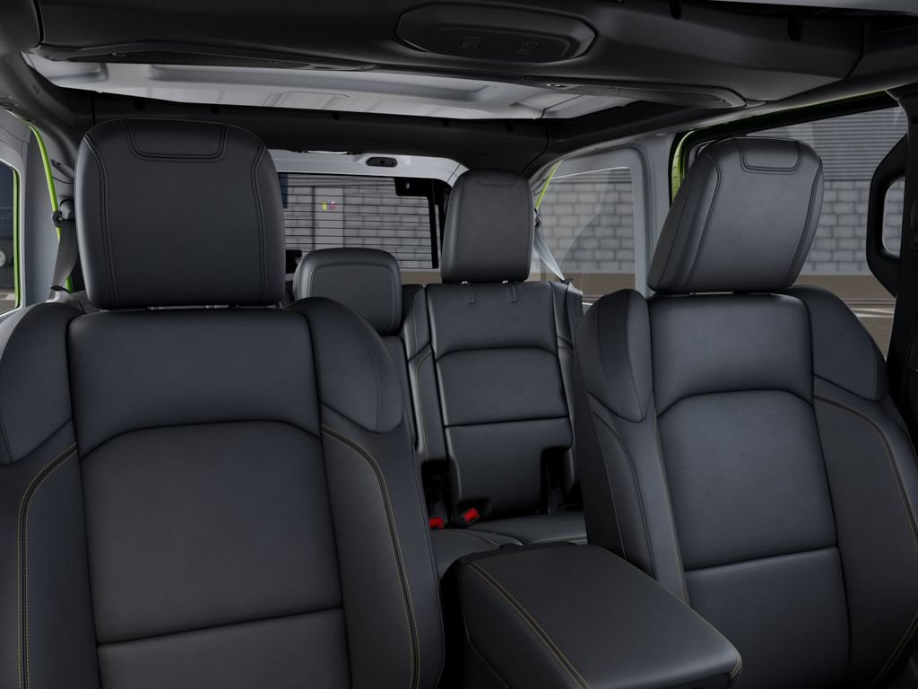 New 2026 Jeep Wrangler Unlimited Sahara AWD/4WD image 27