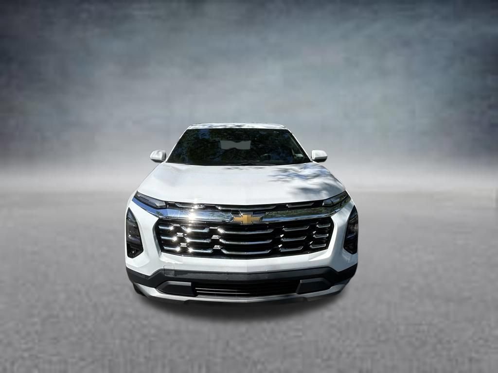 Used 2025 Chevrolet Equinox LT w/ Safety and Technology Package FWD image 2