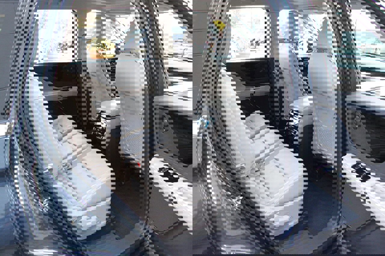 Used 2022 Lincoln Aviator Reserve image 32