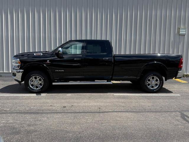 Used 2021 RAM 3500 Laramie AWD/4WD image 1