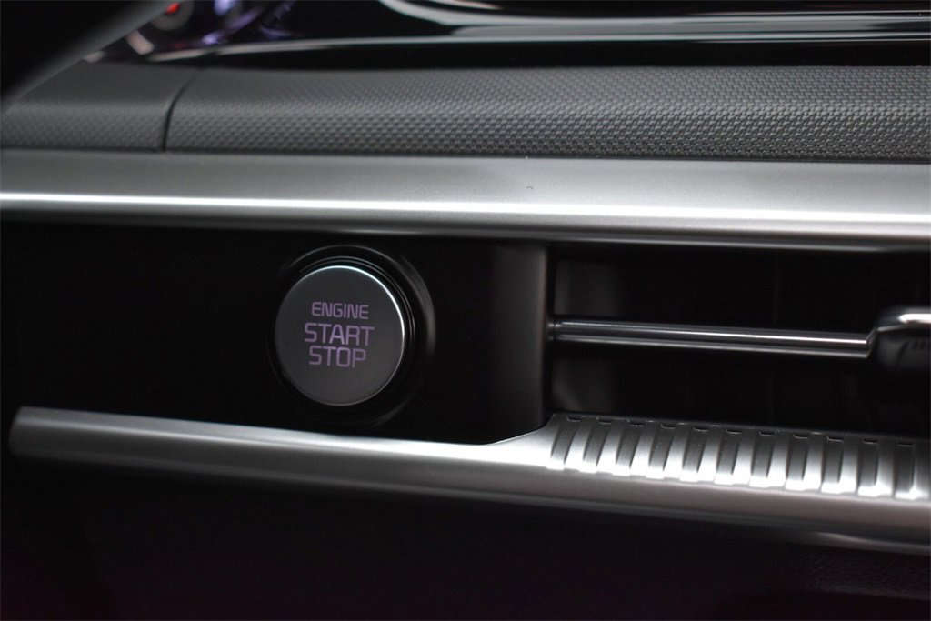 Used 2024 Kia K5 GT-Line image 25