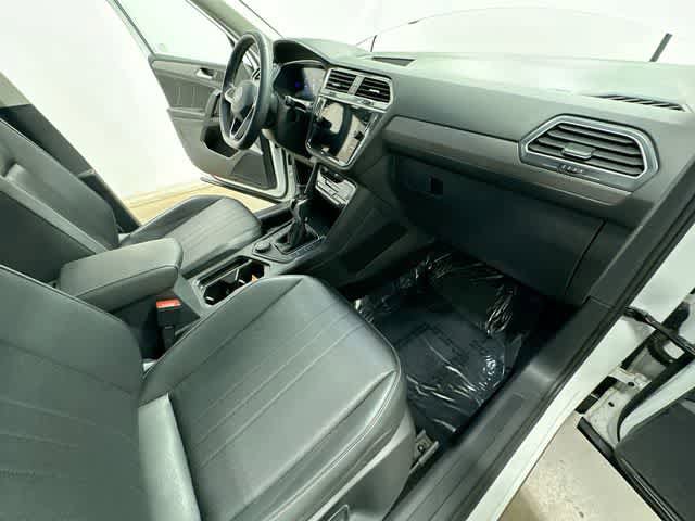 Certified 2023 Volkswagen Tiguan SE AWD/4WD image 21