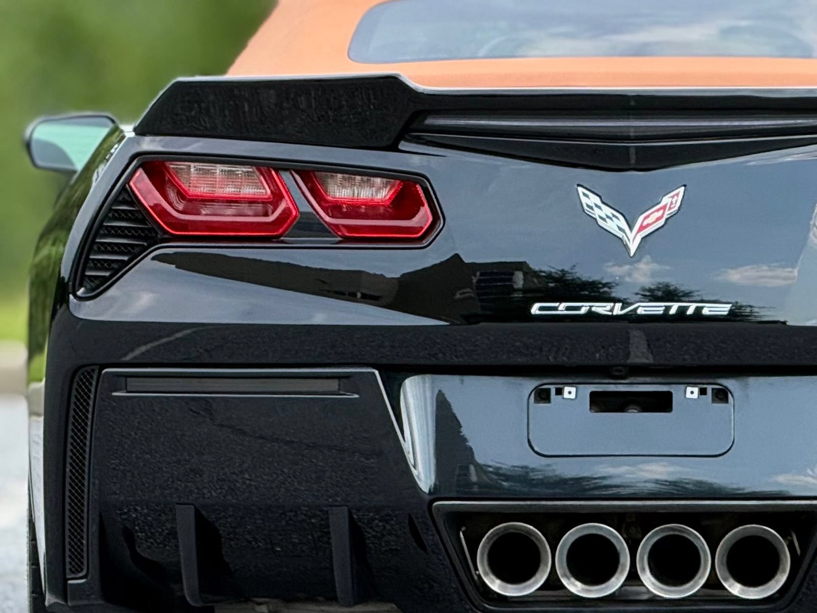 Used 2015 Chevrolet Corvette Stingray Convertible w/ 3LT Preferred Equipment Group RWD image 16