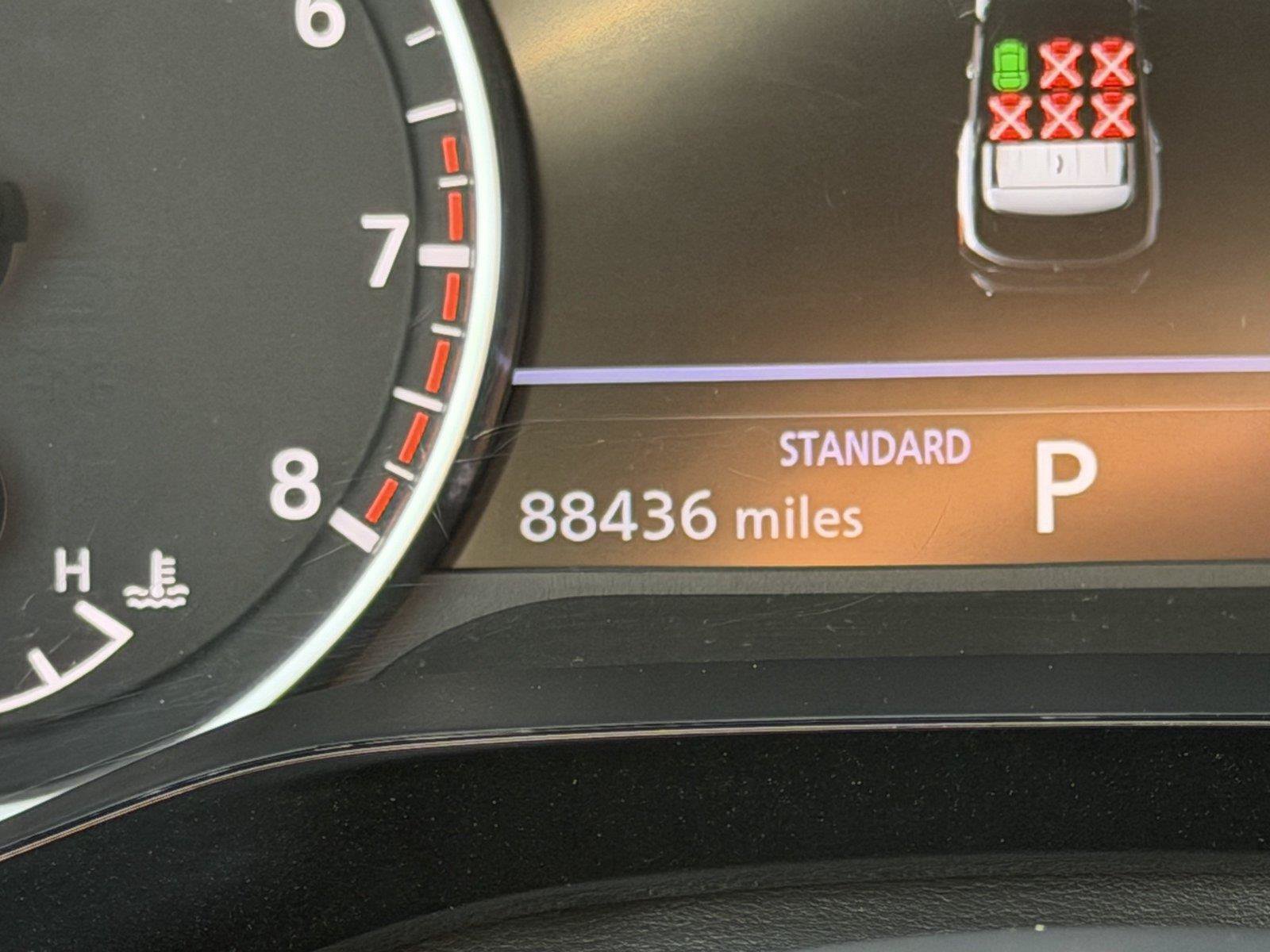 Used 2022 Nissan Pathfinder SV FWD image 29