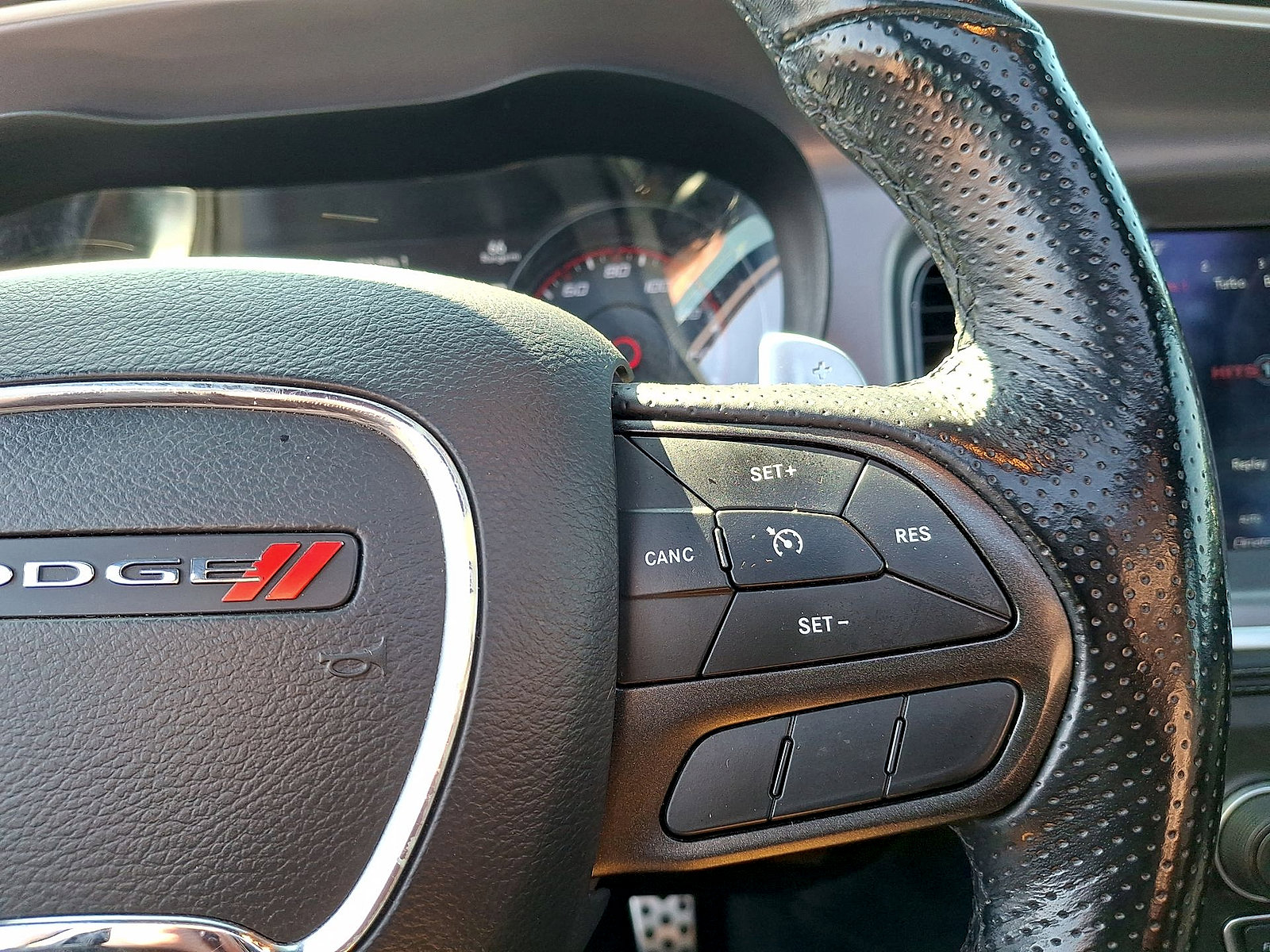 Used 2021 Dodge Charger R/T w/ Plus Group RWD image 18