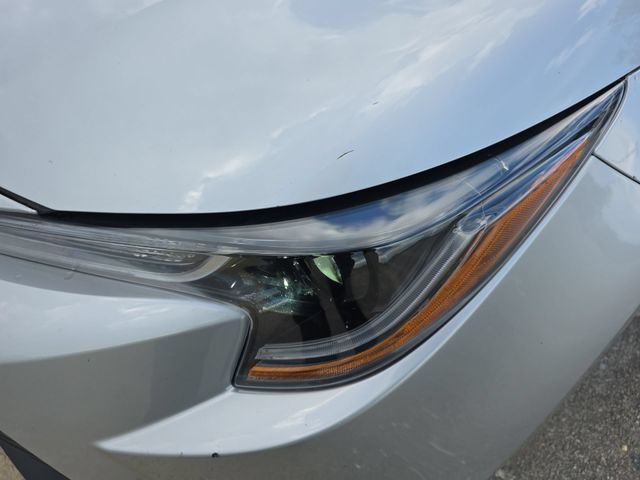 Used 2026 Toyota Corolla LE FWD image 31
