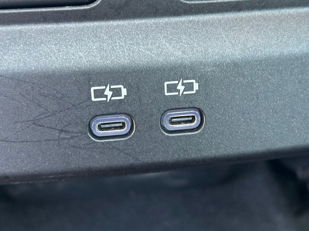 Used 2023 Toyota Crown Platinum image 22