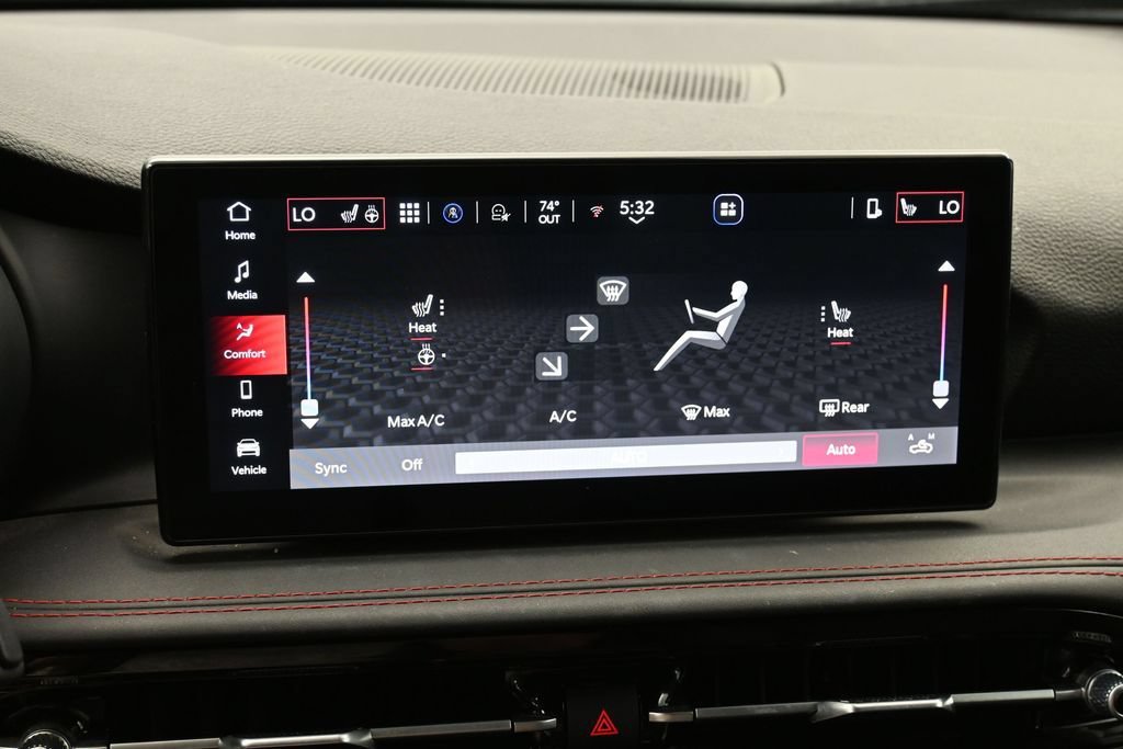 Used 2024 Dodge Hornet R/T AWD/4WD image 16