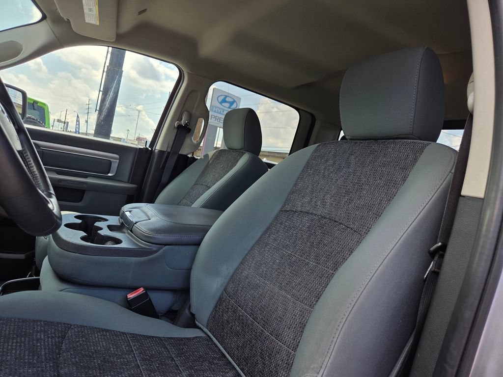 Used 2019 RAM 1500 Big Horn RWD image 11