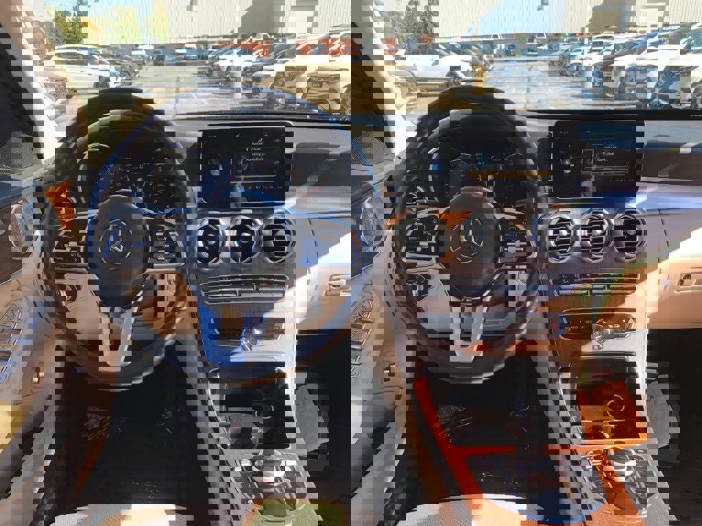 Used 2021 Mercedes-Benz C 300 4MATIC Sedan w/ Premium Package image 18