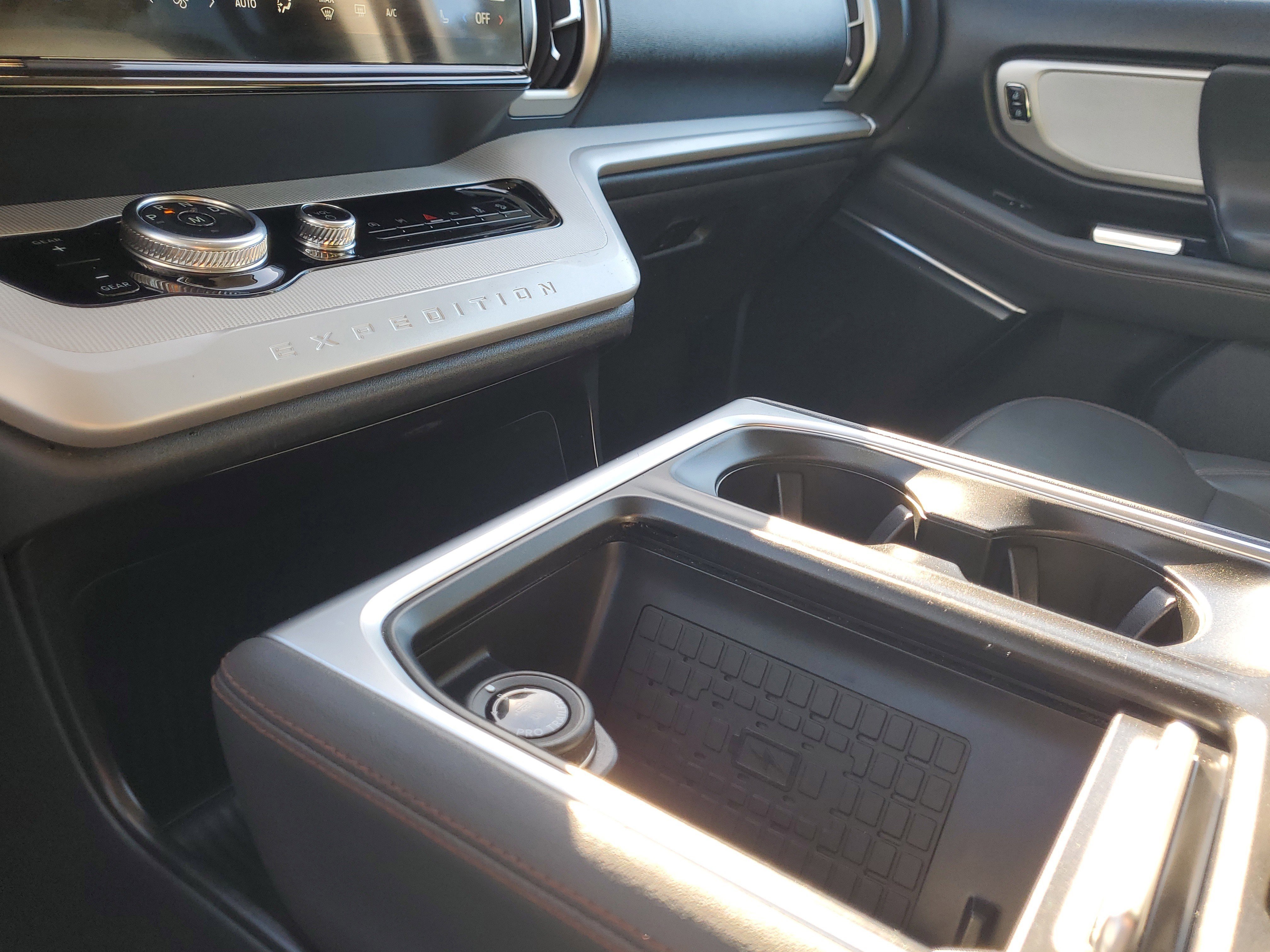 Certified 2025 Ford Expedition Max Active image 28