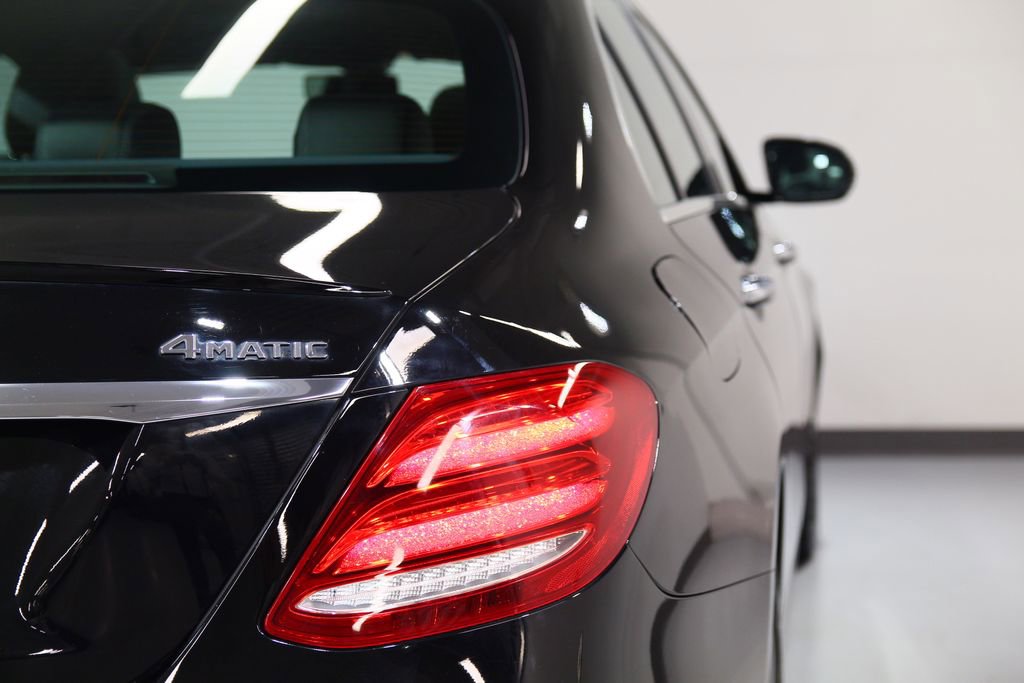 Used 2019 Mercedes-Benz E 300 4MATIC image 15
