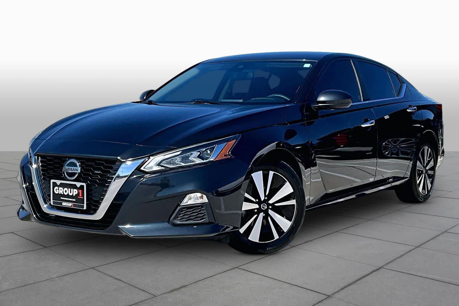 Certified 2022 Nissan Altima 2.5 SV FWD image 2