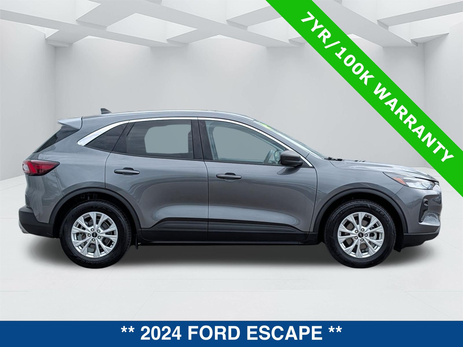 Used 2024 Ford Escape Active FWD image 4