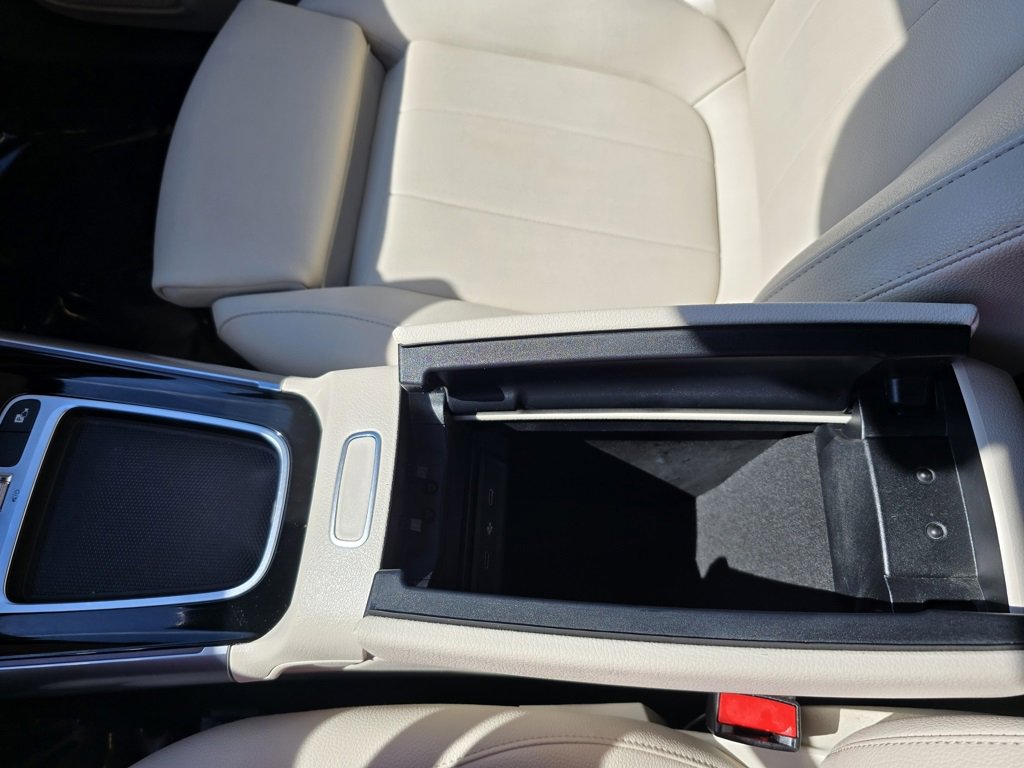 Used 2025 Mercedes-Benz GLA 250 image 24