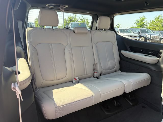New 2026 Jeep Grand Wagoneer Summit AWD/4WD image 40