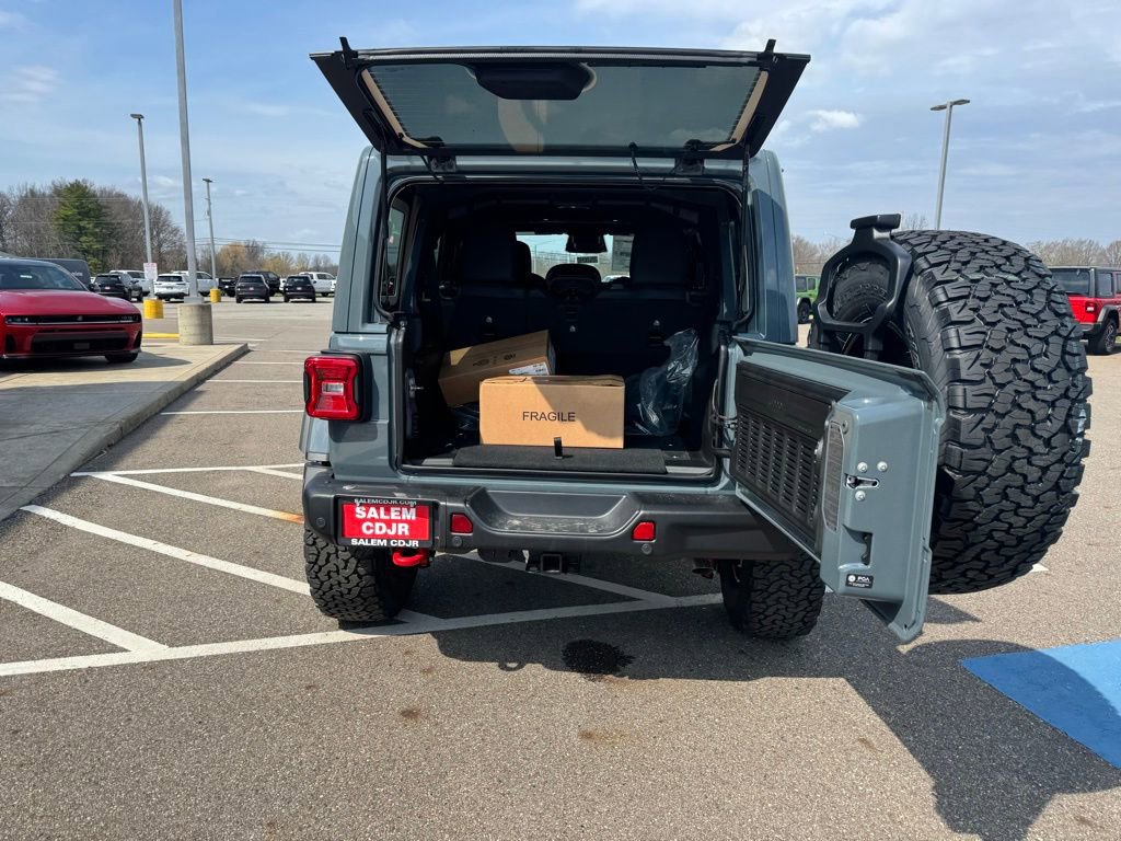 New 2026 Jeep Wrangler Unlimited Rubicon AWD/4WD image 9