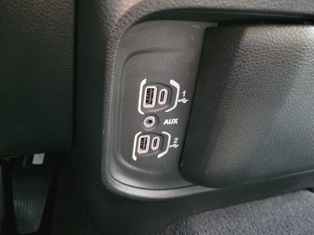 Used 2022 RAM 2500 Big Horn AWD/4WD image 22