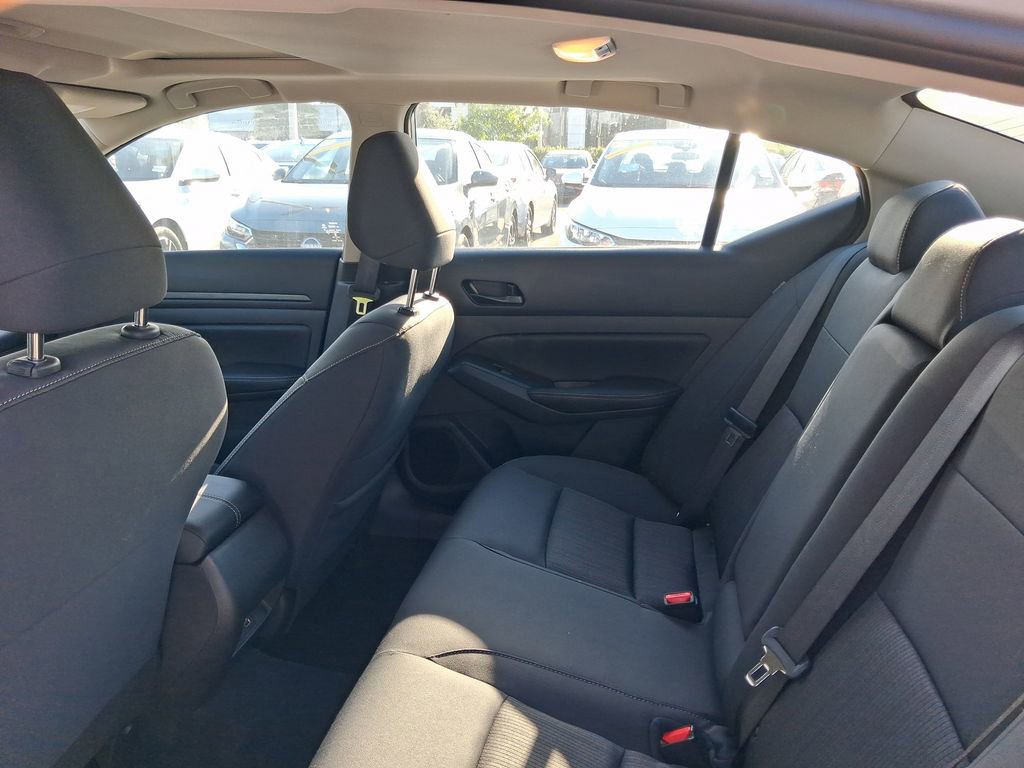 Used 2025 Nissan Altima 2.5 SV w/ SV Special Edition Package image 7