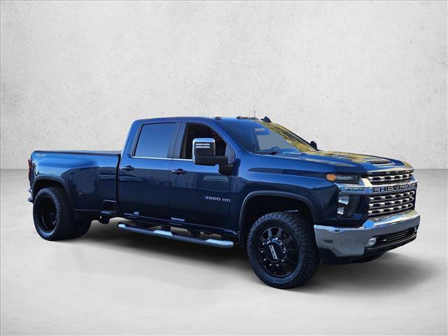 Used 2022 Chevrolet Silverado 3500 LT w/ Convenience Package image 3