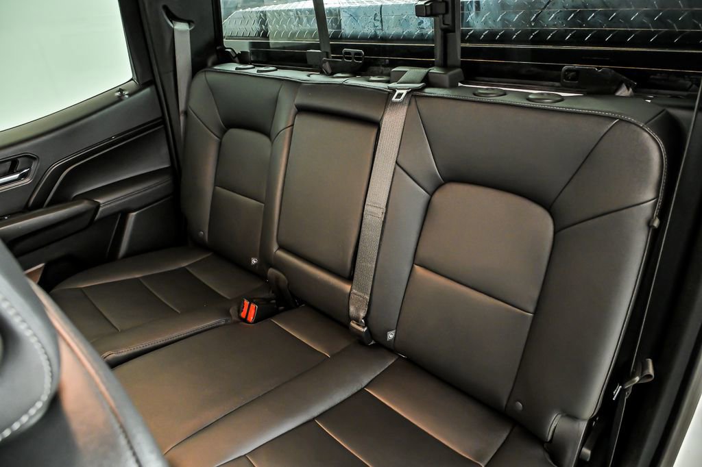 Used 2024 GMC Canyon Elevation w/ Elevation Premium Package AWD/4WD image 15