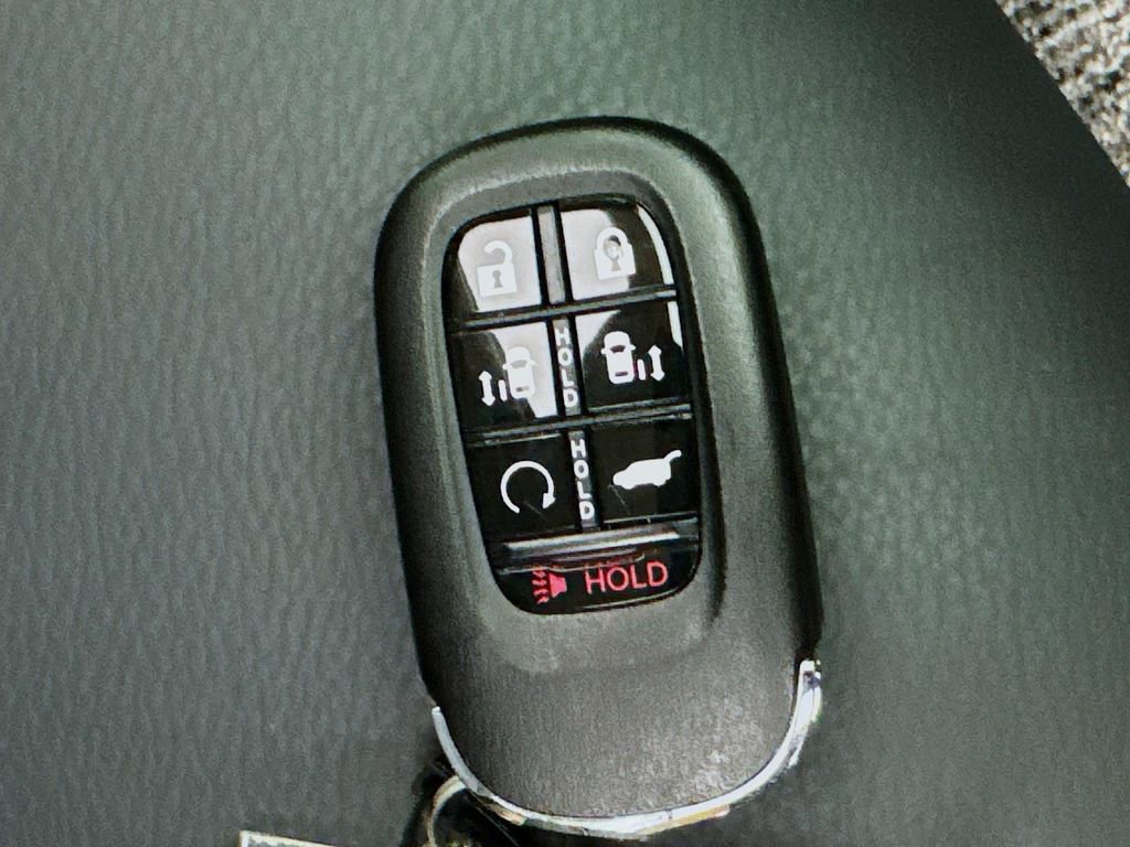 Used 2026 Honda Odyssey EX-L image 41