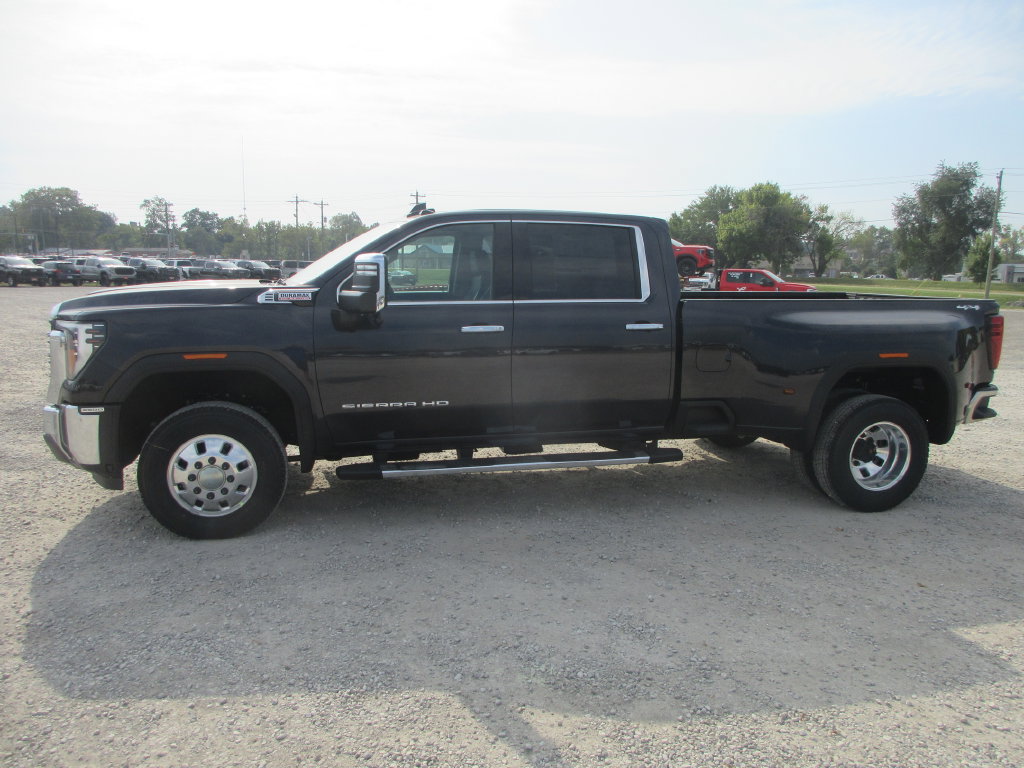 New 2026 GMC Sierra 3500 SLT w/ SLT Premium Package AWD/4WD image 10
