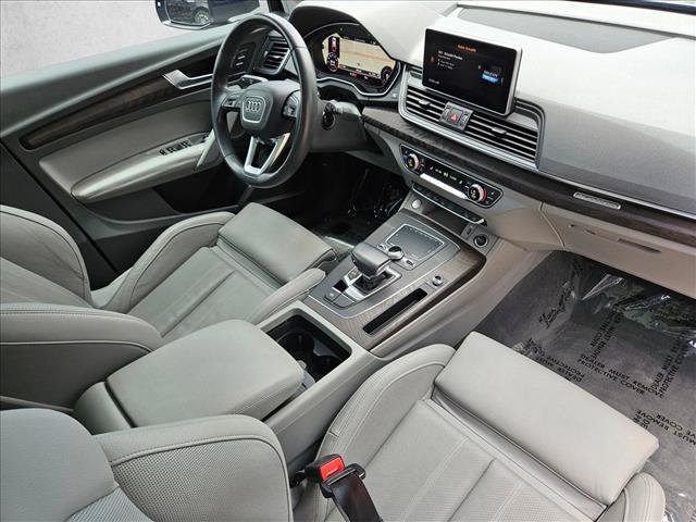 Used 2020 Audi Q5 Prestige AWD/4WD image 27