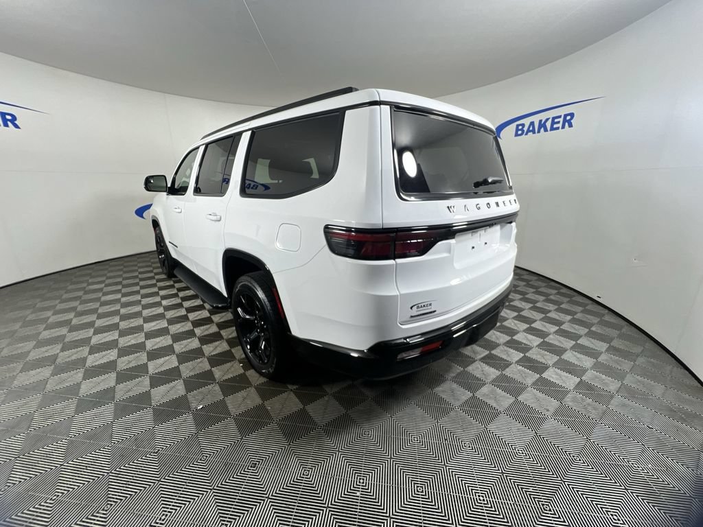 Used 2023 Jeep Wagoneer Series II AWD/4WD image 7