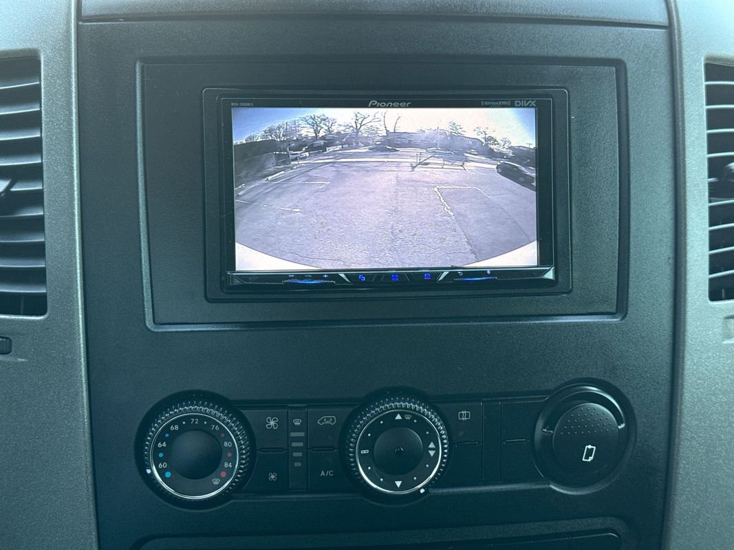 Used 2017 Mercedes-Benz Sprinter 2500 image 34
